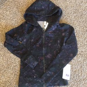 NWT Lululemon scuba hoodie sz6